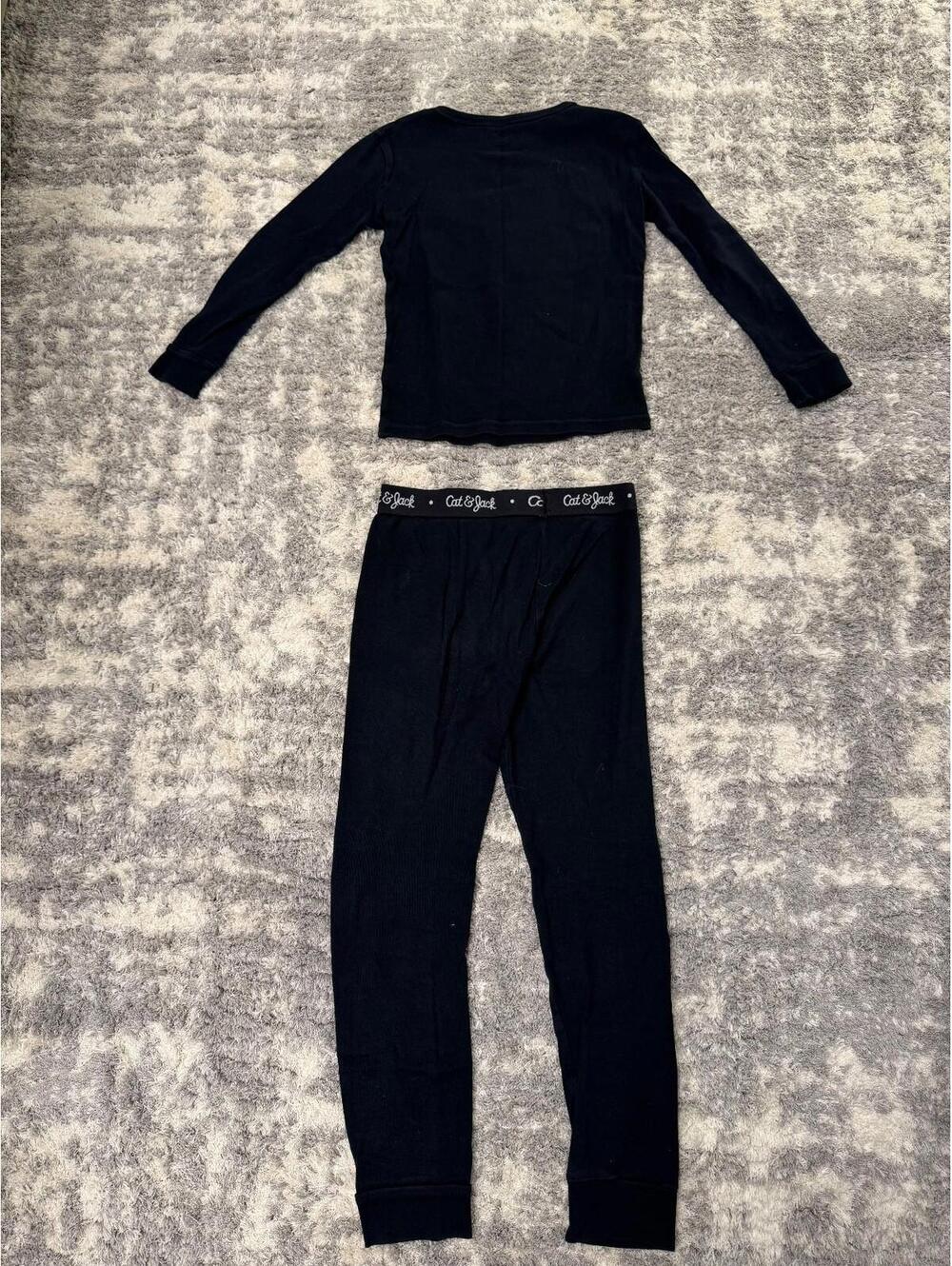 Cat & Jack Boys Pajama Set Size 8 Black 2 Piece Sleepwear Long Sleeve